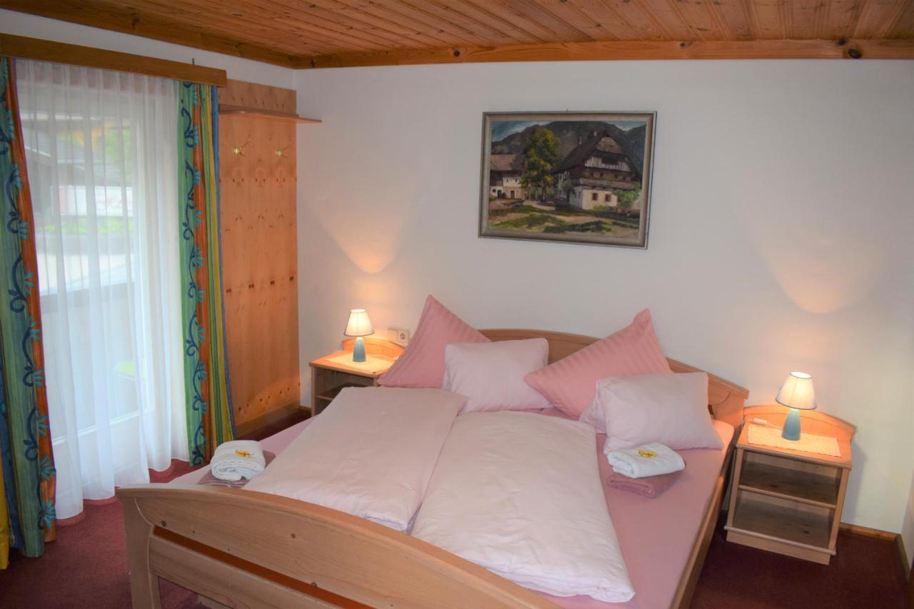 Landhaus Alpenrose - Feriendomizile Pichler Heiligenblut Exteriér fotografie